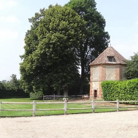 Chateau De Maillot Bonneville-la-Louvet Exterior foto