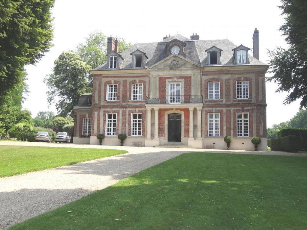 Chateau De Maillot Bonneville-la-Louvet Exterior foto